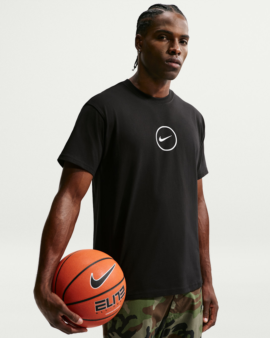 Nike Men's Basketball T-Shirt - Black