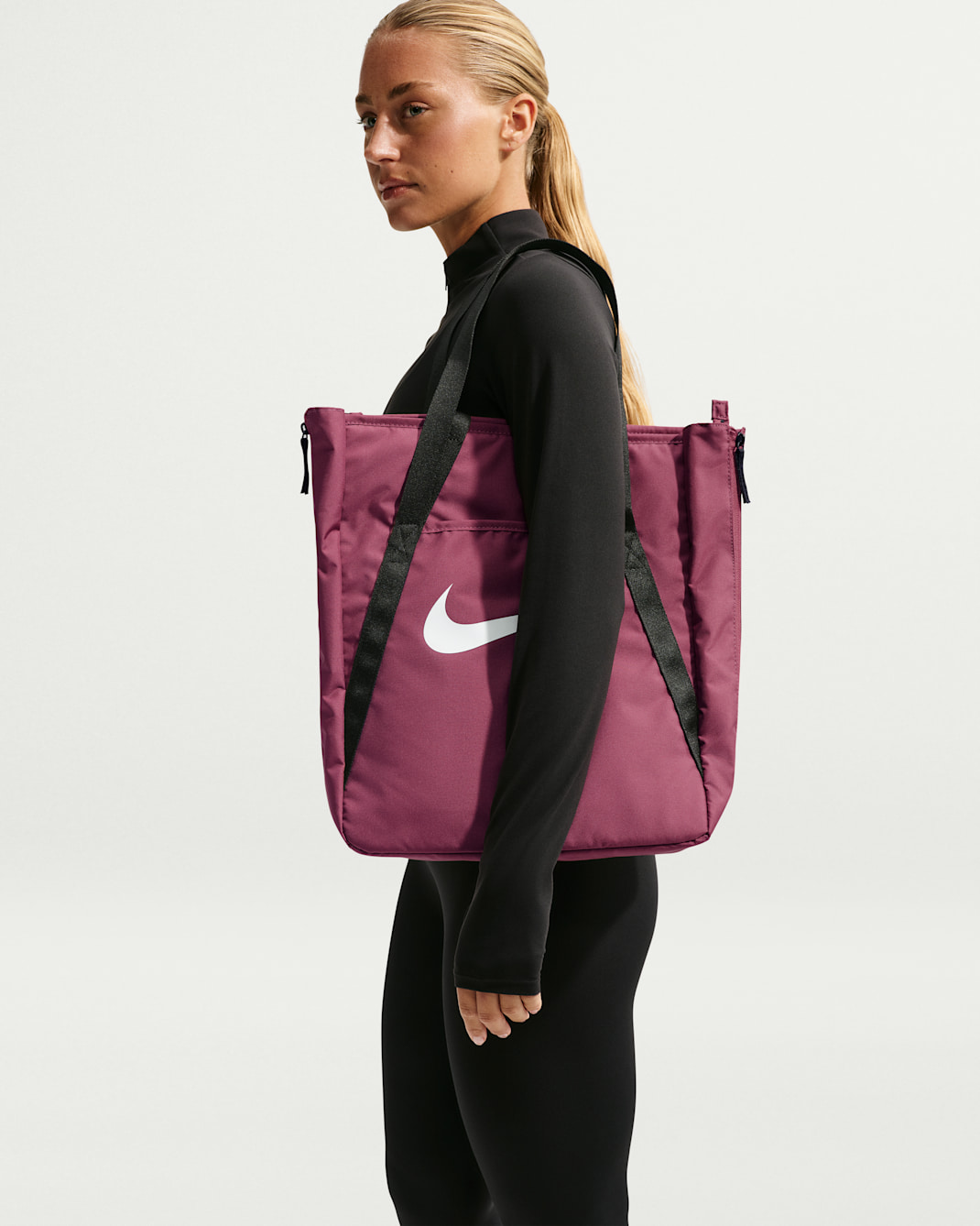 Nike Gym Tote (28L) - Pink Smoke/Black/White