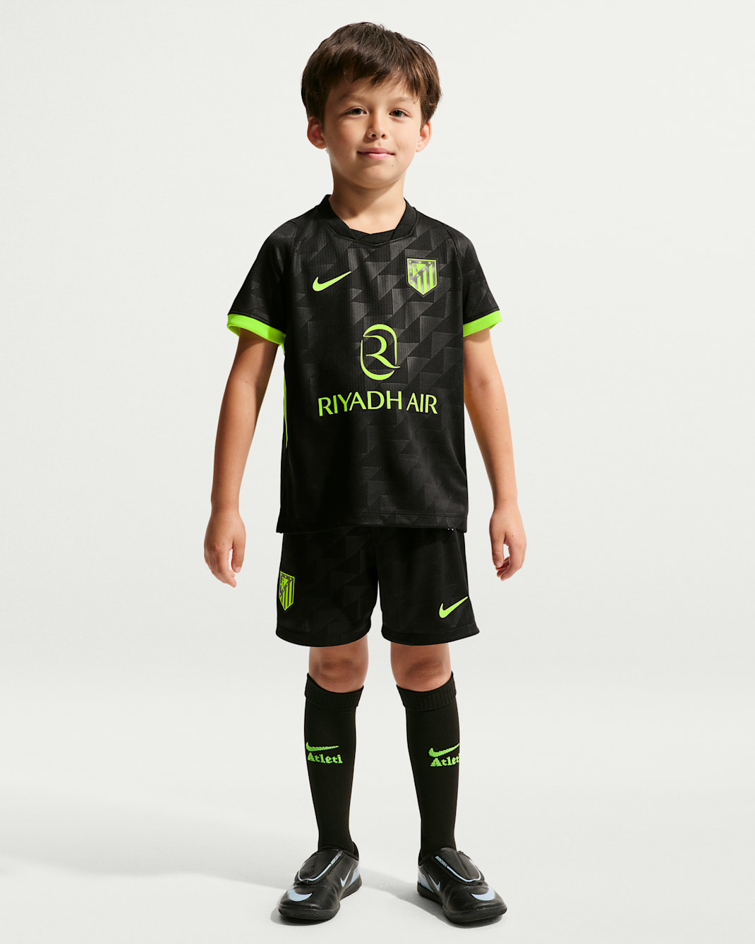 Atlético Madrid 2026 Stadium Away Younger Kids' Nike Football Replica 3-Piece Kit - Black/Volt/Volt