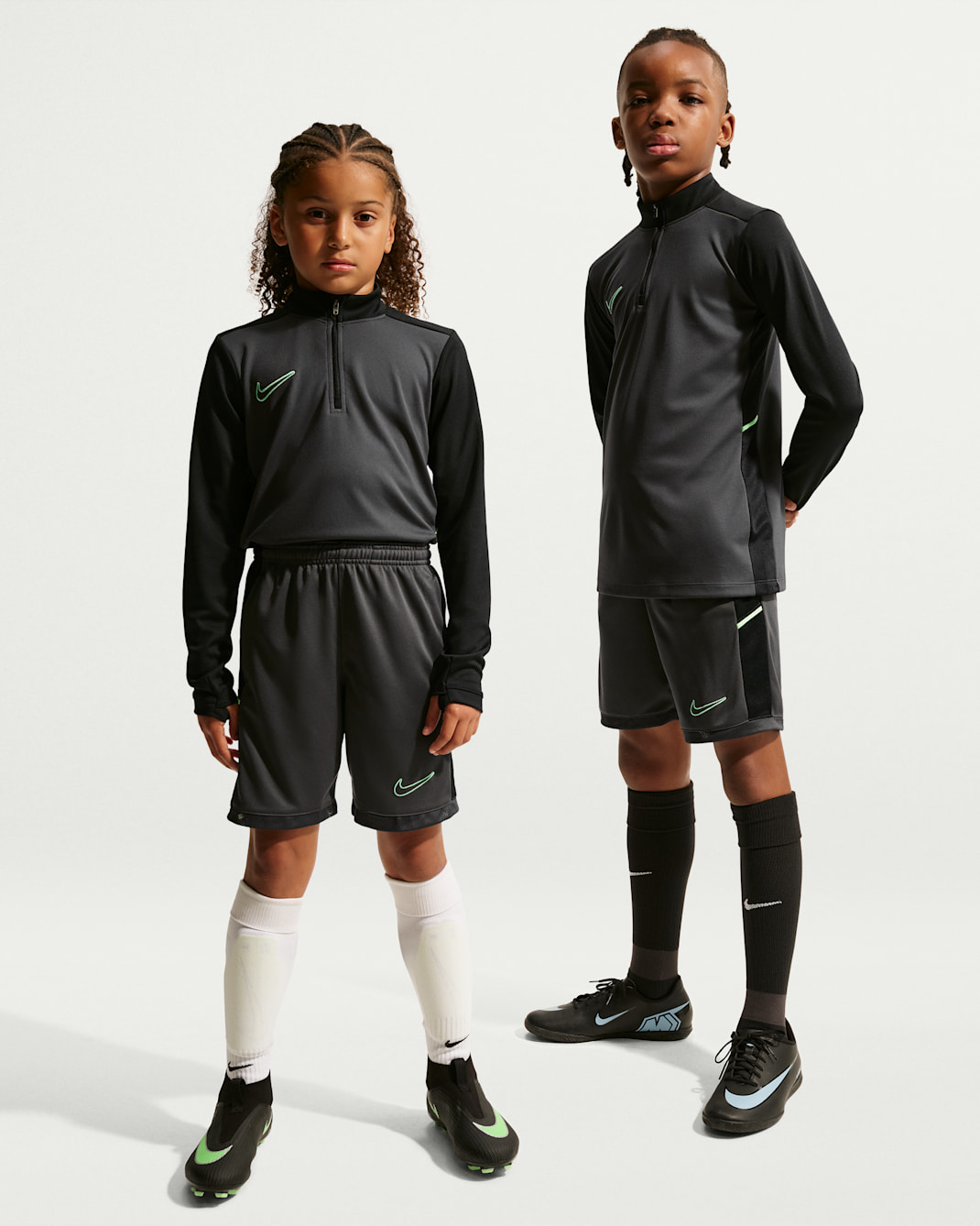 Short de foot en maille Dri-FIT Nike Academy pour ado - Anthracite/Anthracite/Illusion Green/Illusion Green