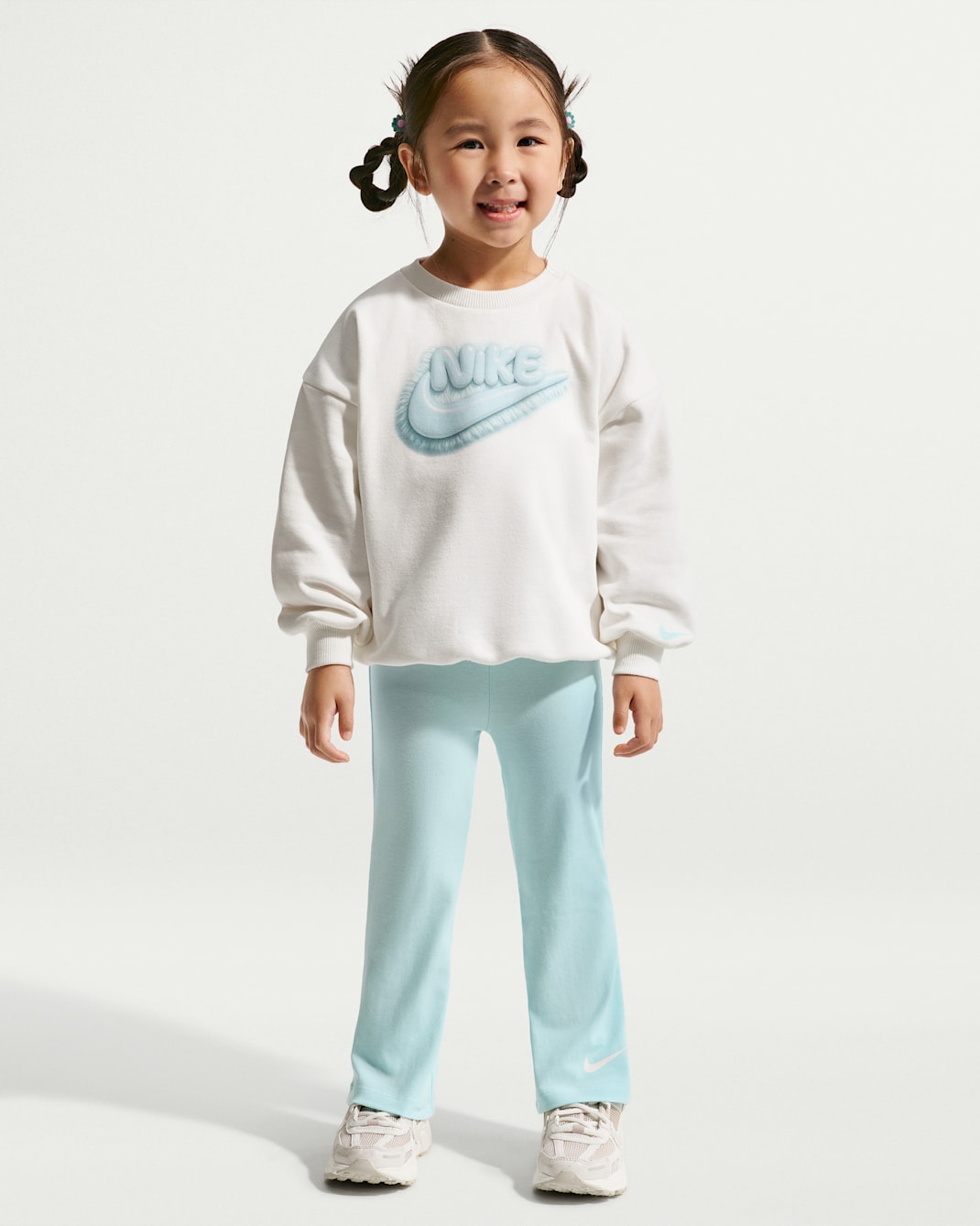 Conjunto de leggings y sudadera de cuello redondo Dream Float Boyfriend infantil Nike - Azul glacial