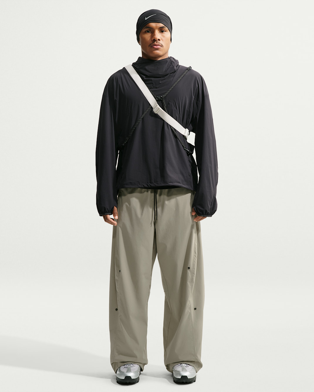 Nike Tech Helios Men's Dri-FIT Pants - Light Army/Black