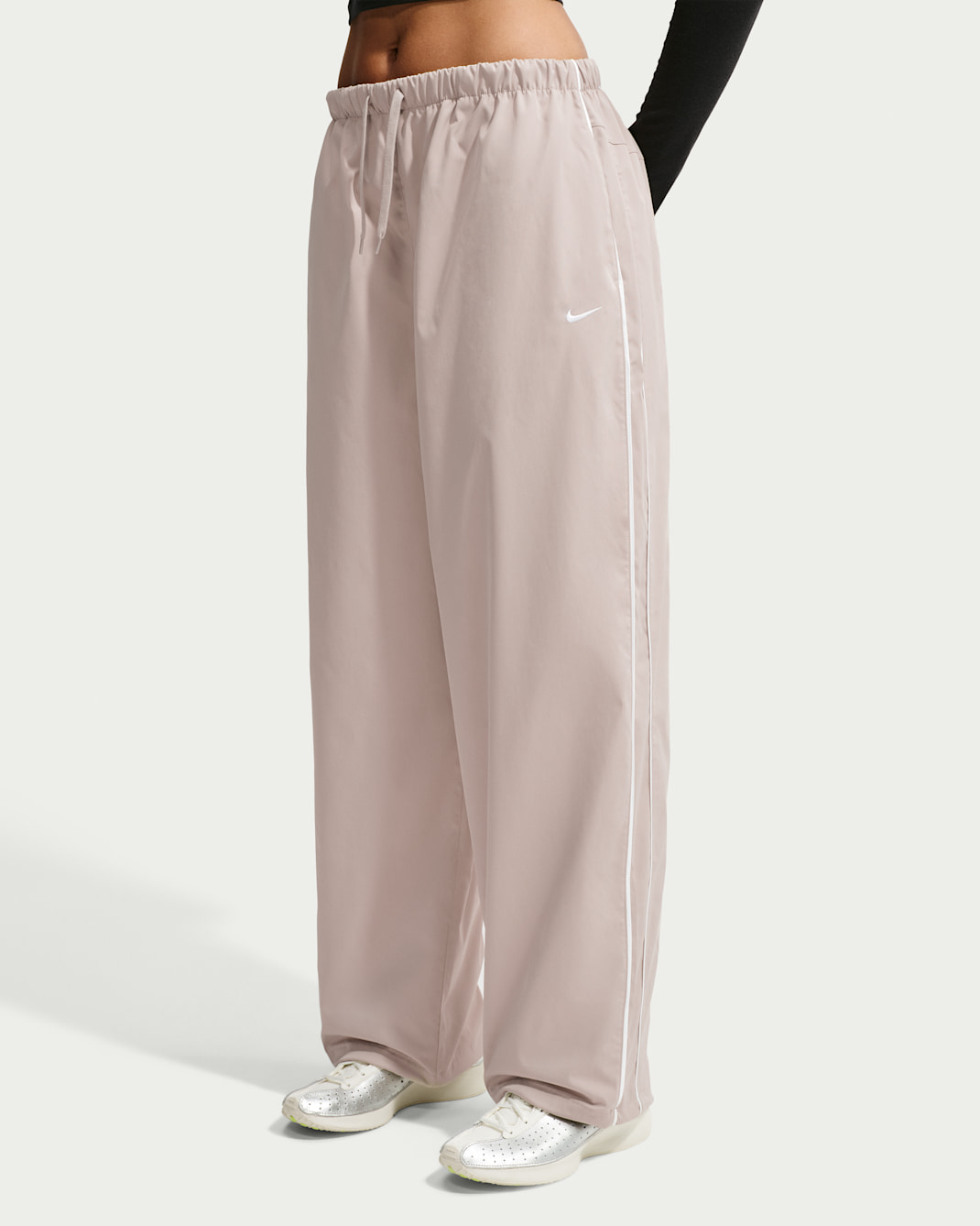 Nike Sportswear Women's Loose High-Waisted Track Pants