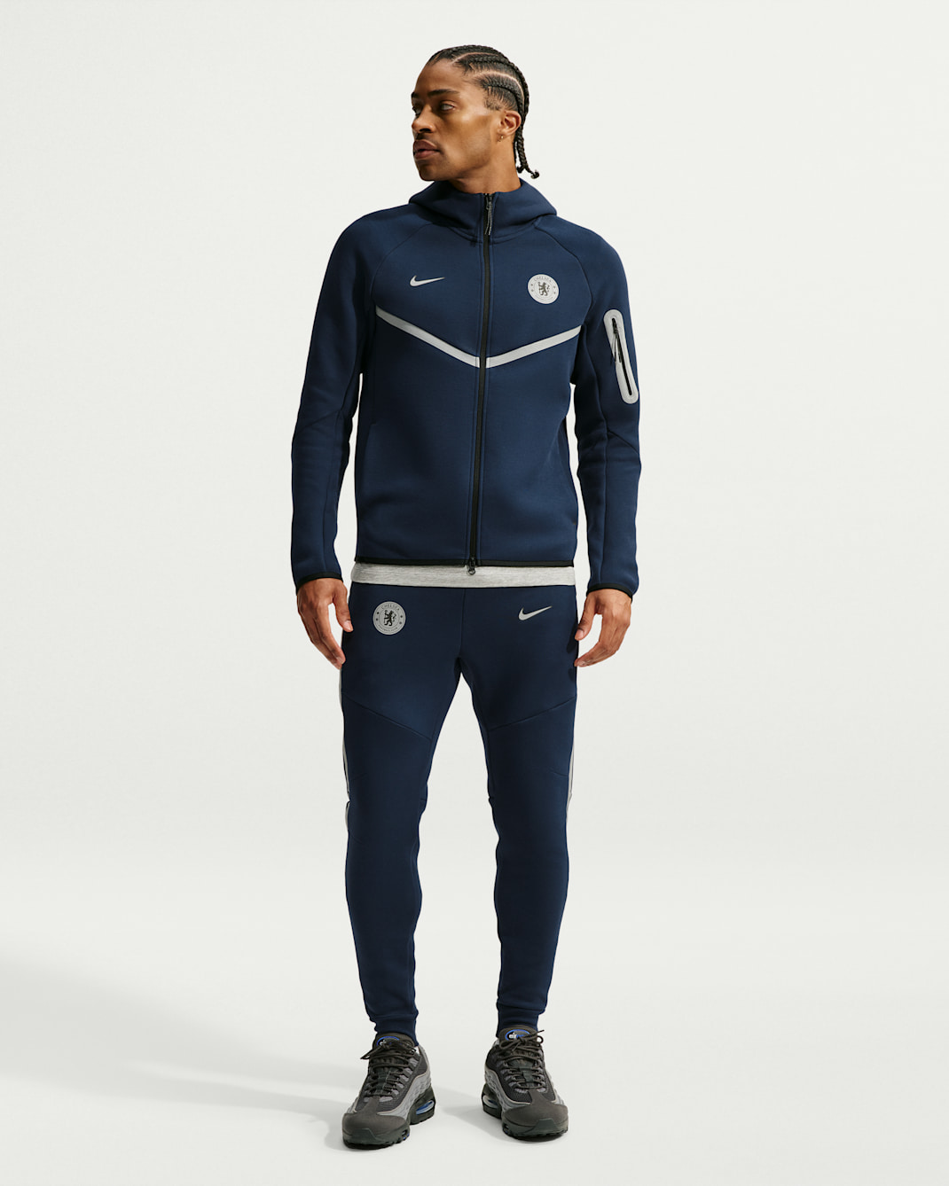 Pánské fotbalové běžecké kalhoty Chelsea FC Tech Fleece - Blue Eclipse