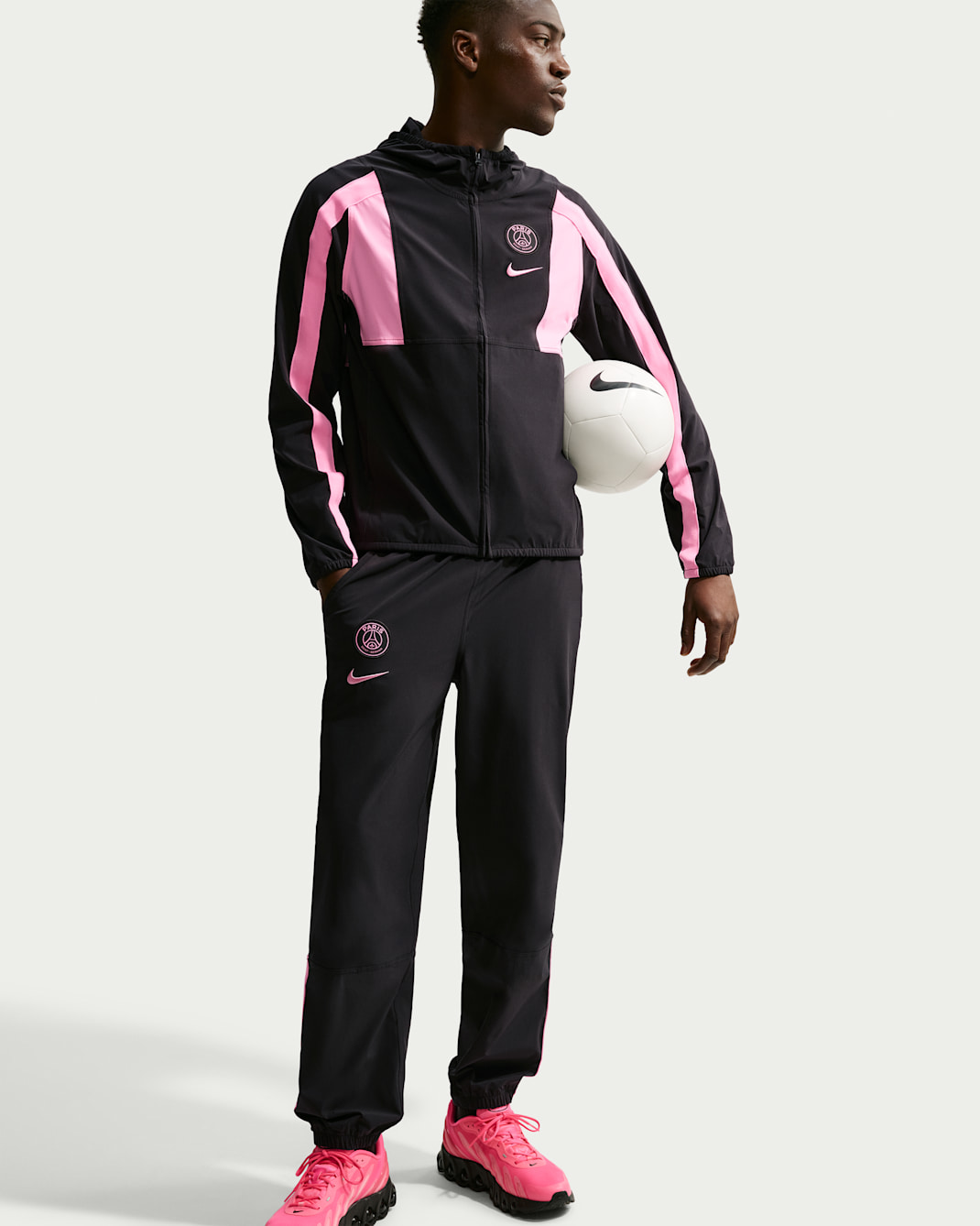 Paris Saint-Germain Energy Men's Nike Soccer Woven Pants
