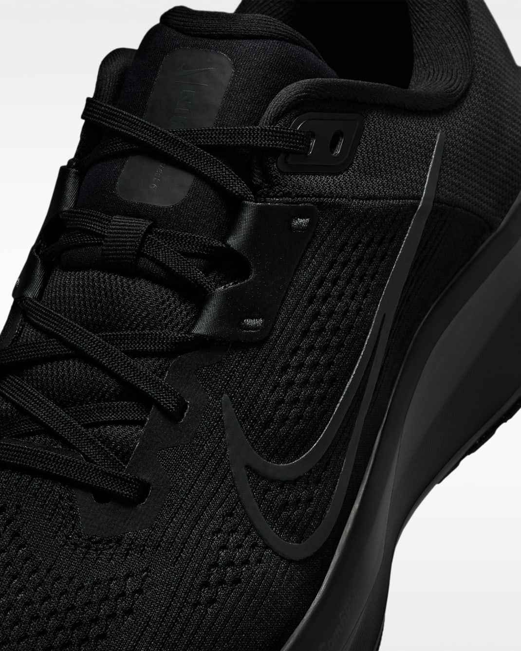 Nike Quest 6 Men's Road Running Shoes