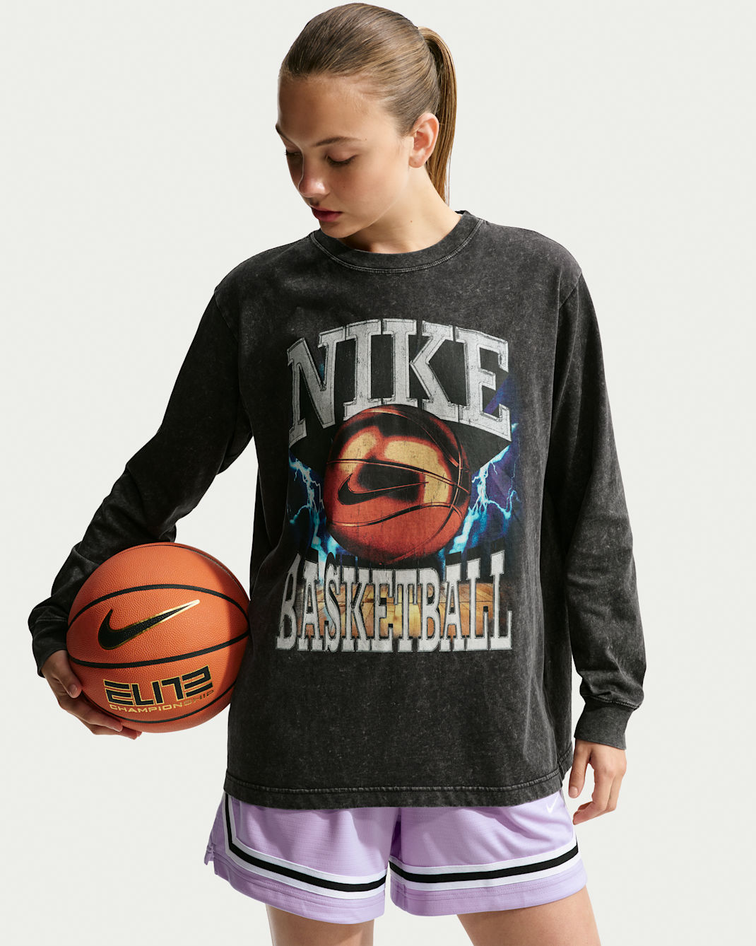 Nike Classic Women's Long-Sleeve Basketball T-Shirt - Black