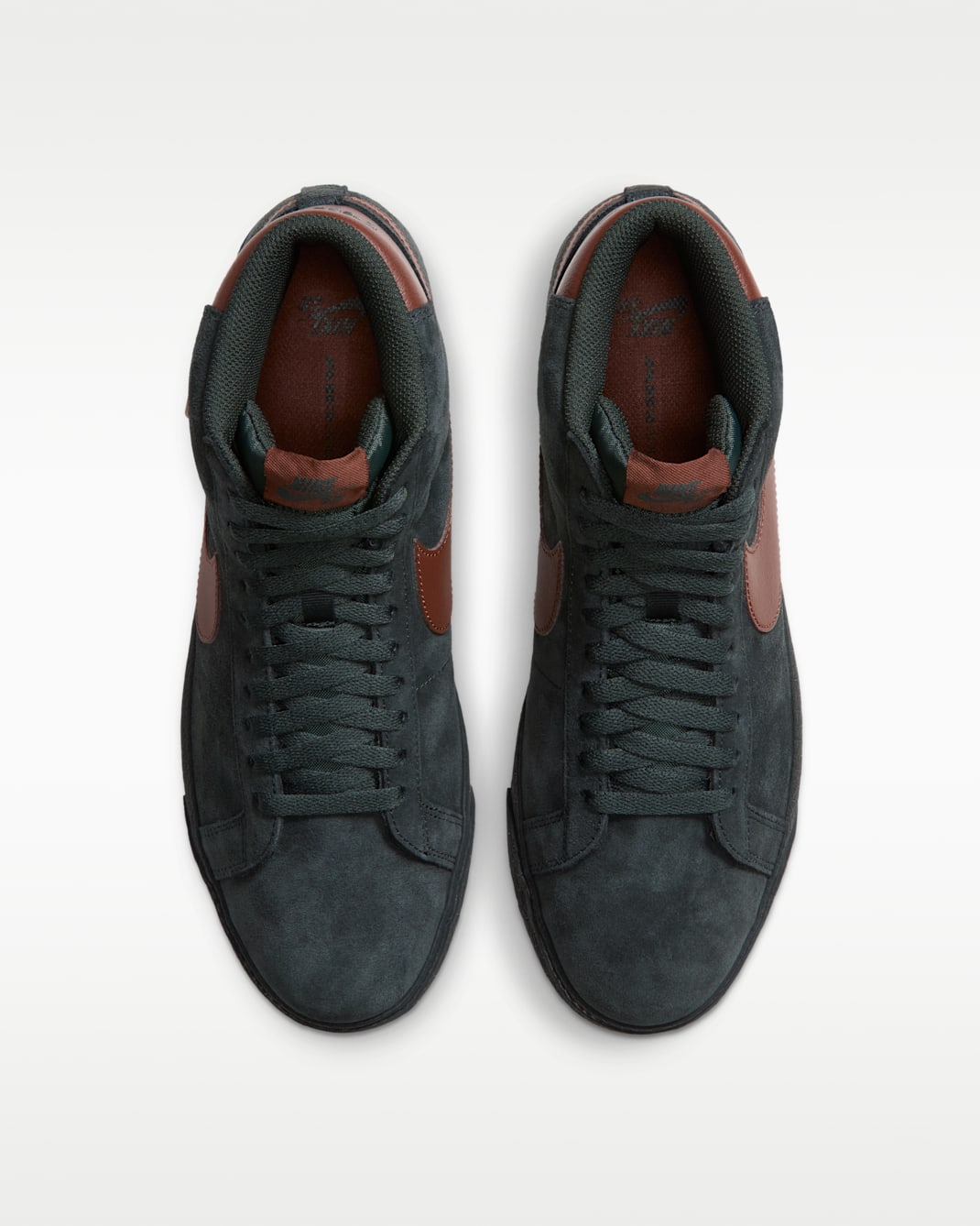 Nike SB Zoom Blazer Mid Skate Shoes