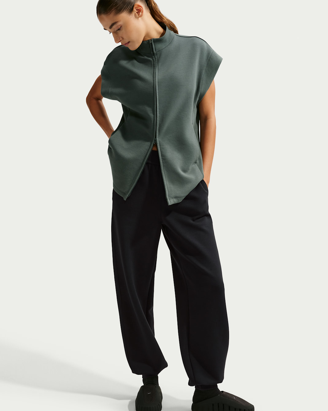 Nike 24.7 ImpossiblySoft Women's Dri-FIT High-Rise Joggers