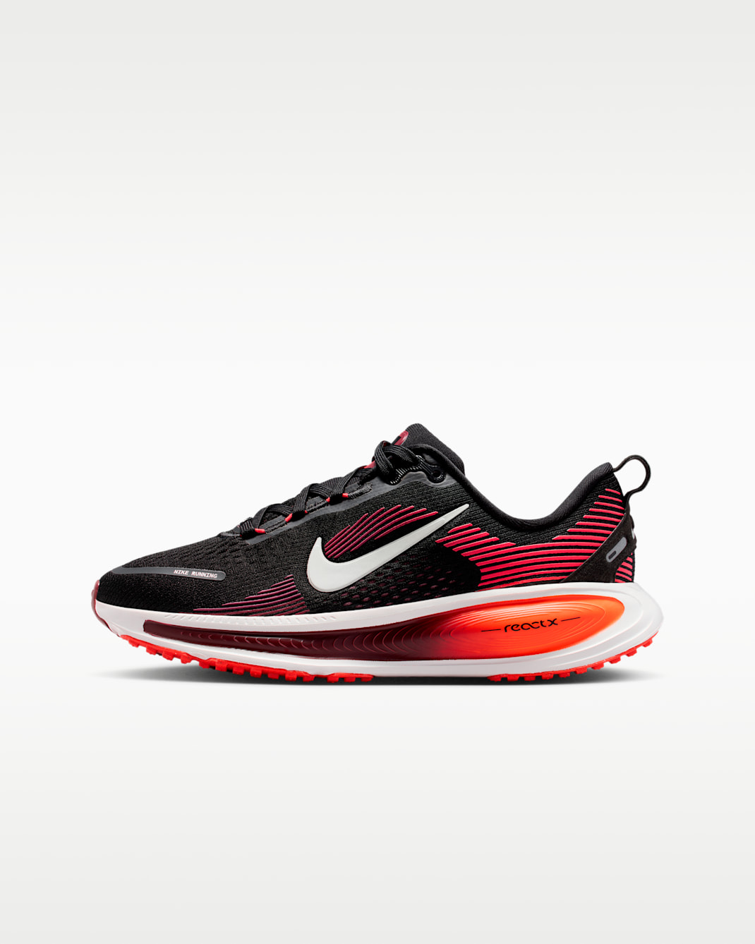 Tenis de correr en pavimento para niños grandes Nike Vomero 18 - Negro/Carmesí brillante/Rojo team/Blanco cumbre