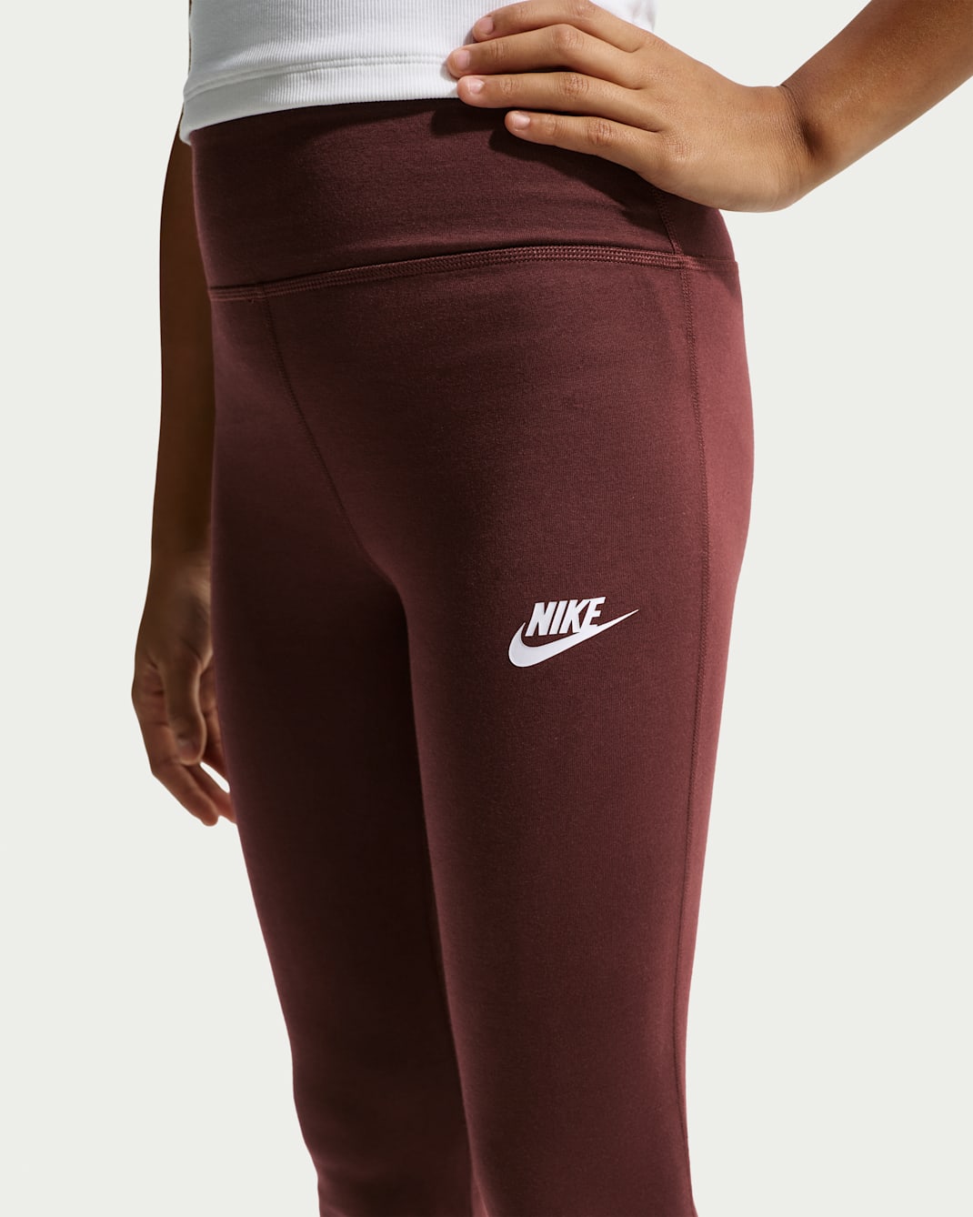 Nike Sportswear Classic Girls' High-Waisted Flared Leggings