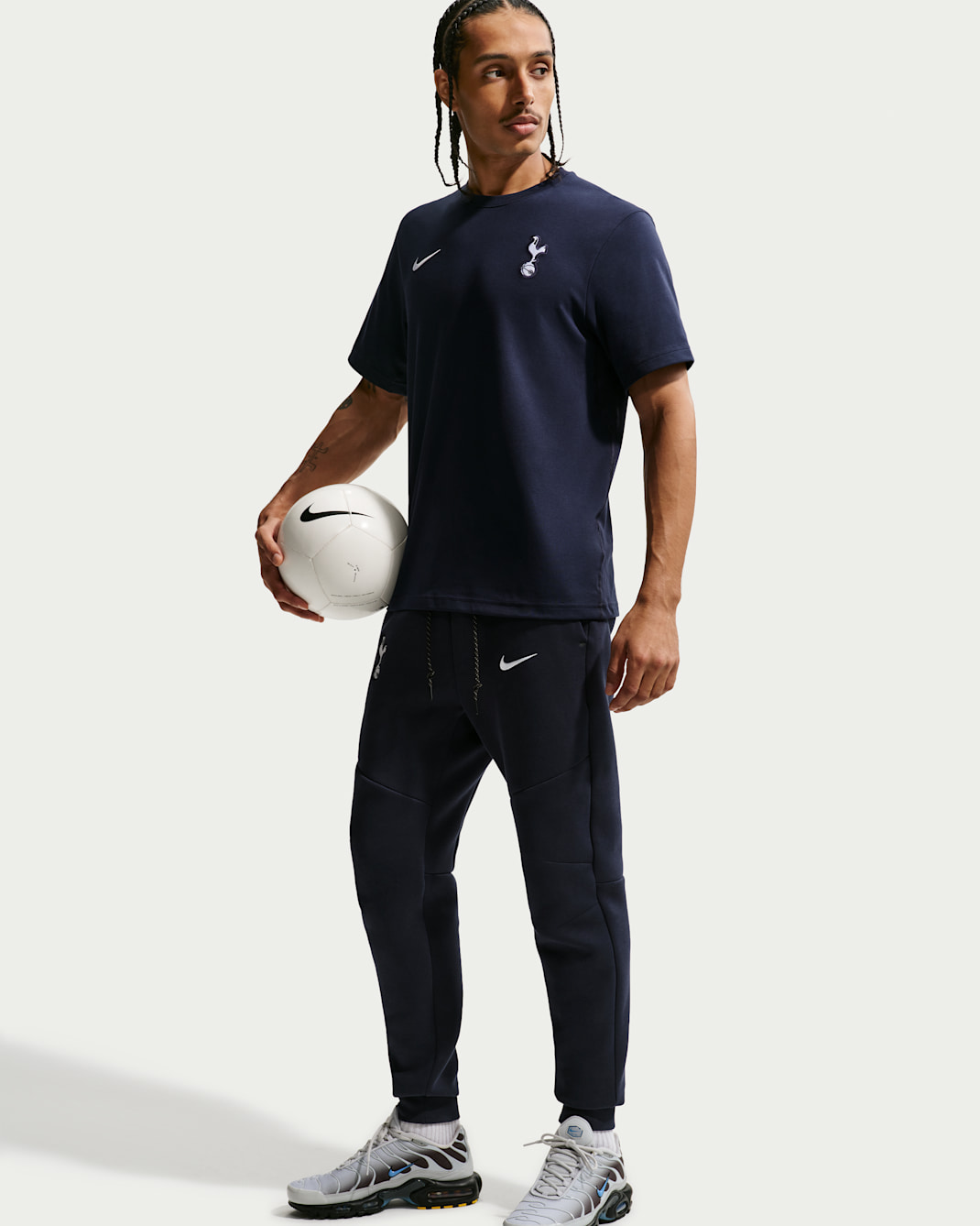 Tottenham Hotspur Tech Fleece Men's Nike Soccer Joggers