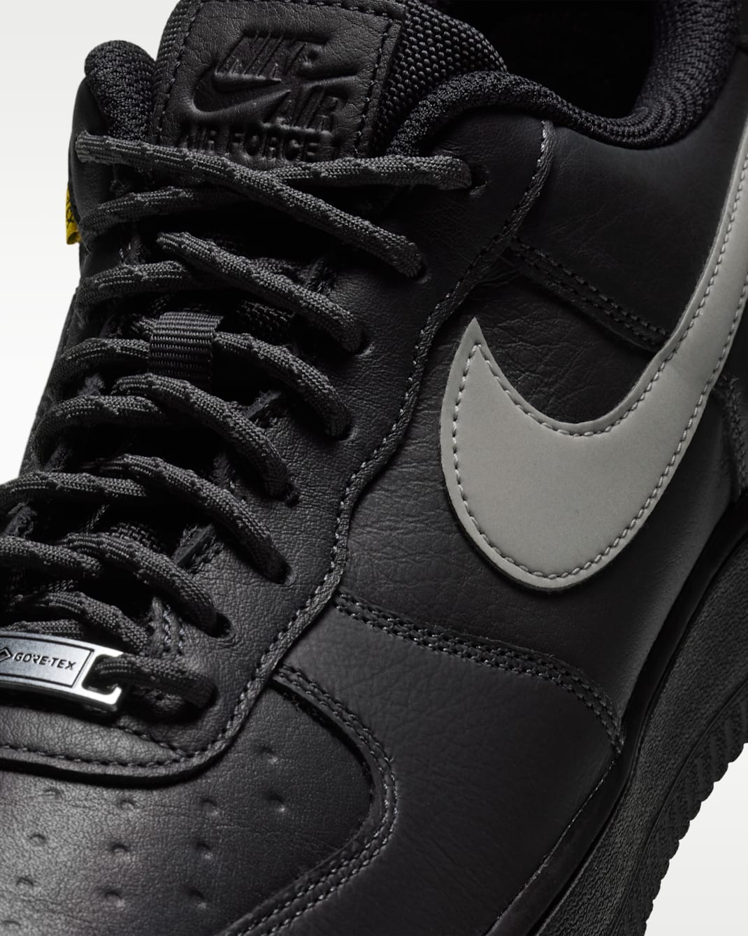Air Force 1 GORE-TEX Vibram Men's Shoes
