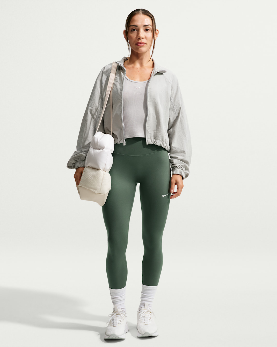 Nike One leggings i 7/8 lengde med høyt liv til dame - Camo Green/Hvit