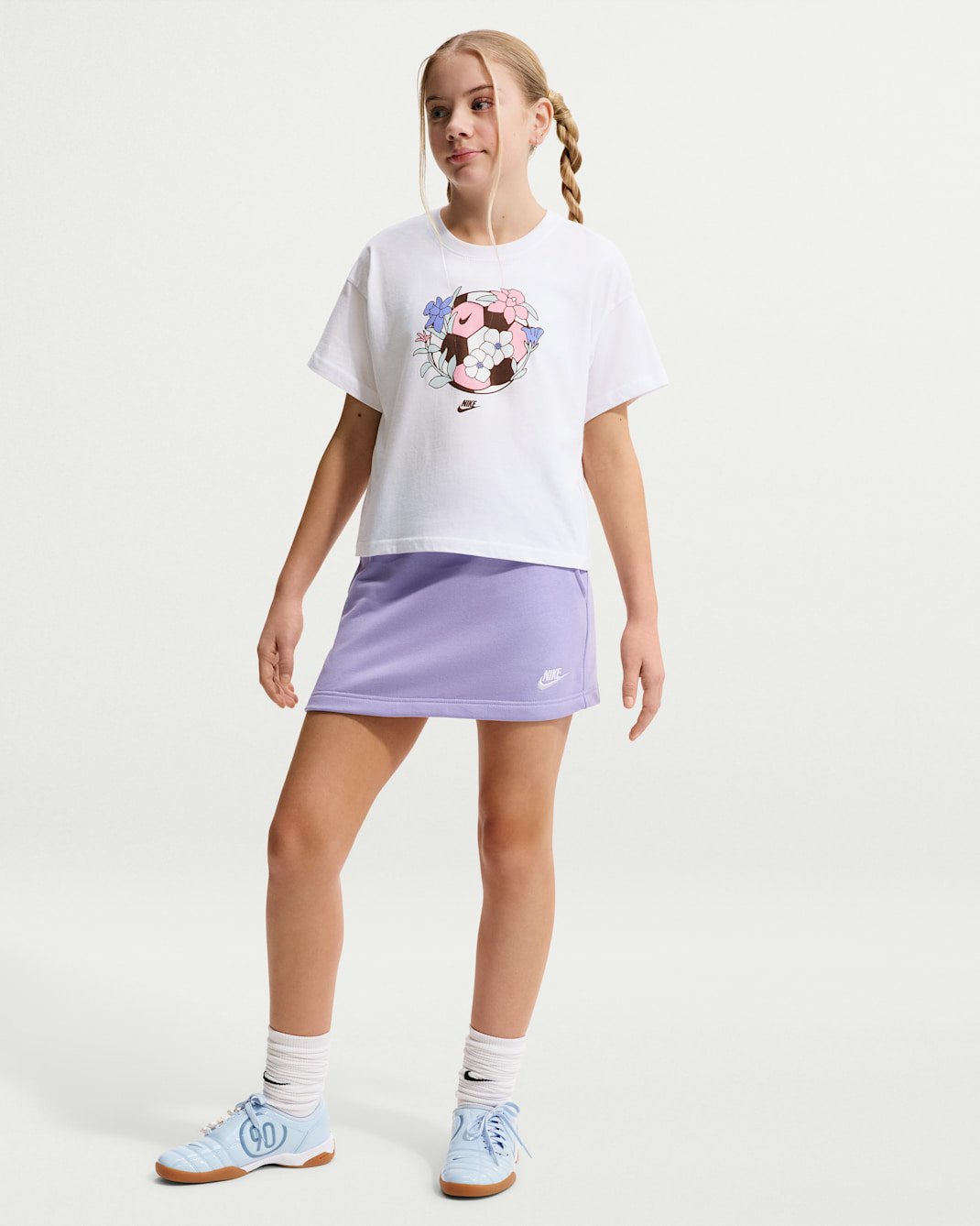 Nike Sportswear Essentials Big Kids' (Girls') Boxy T-Shirt