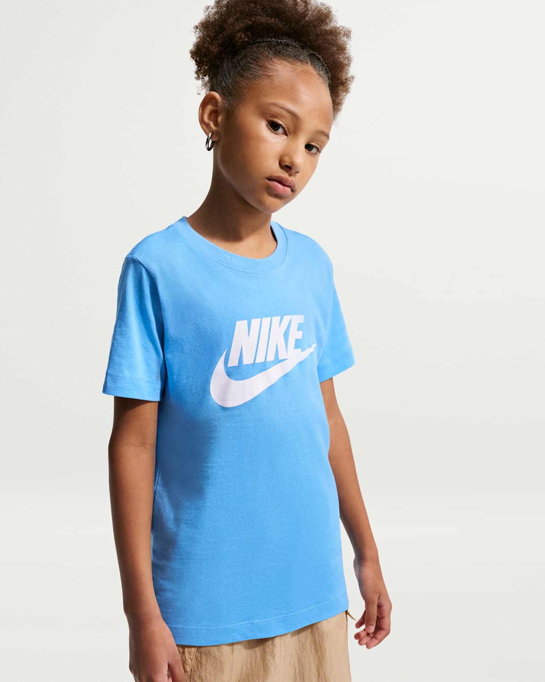 Nike Sportswear Older Kids' T-Shirt - Football Blue