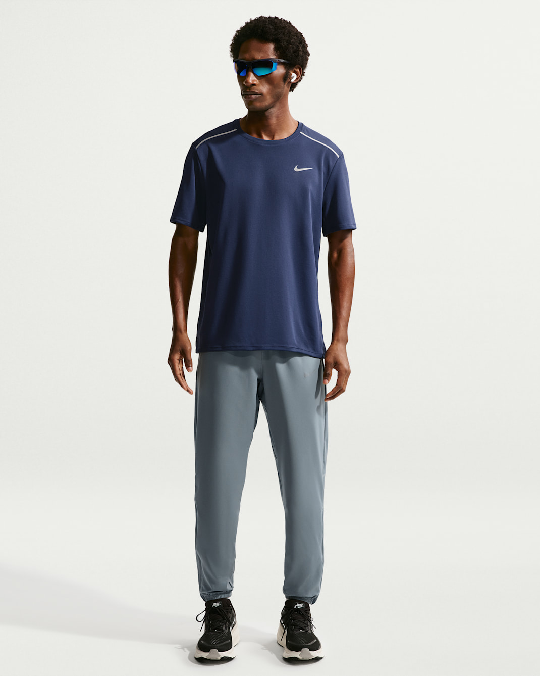 Ανδρικό υφαντό παντελόνι Dri-FIT Nike Miler για τρέξιμο - Smoke Grey/Smoke Grey