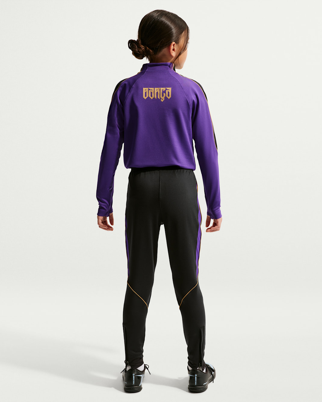 FC Barcelona Strike Away Big Kids' Kobe Dri-FIT Soccer Knit Pants