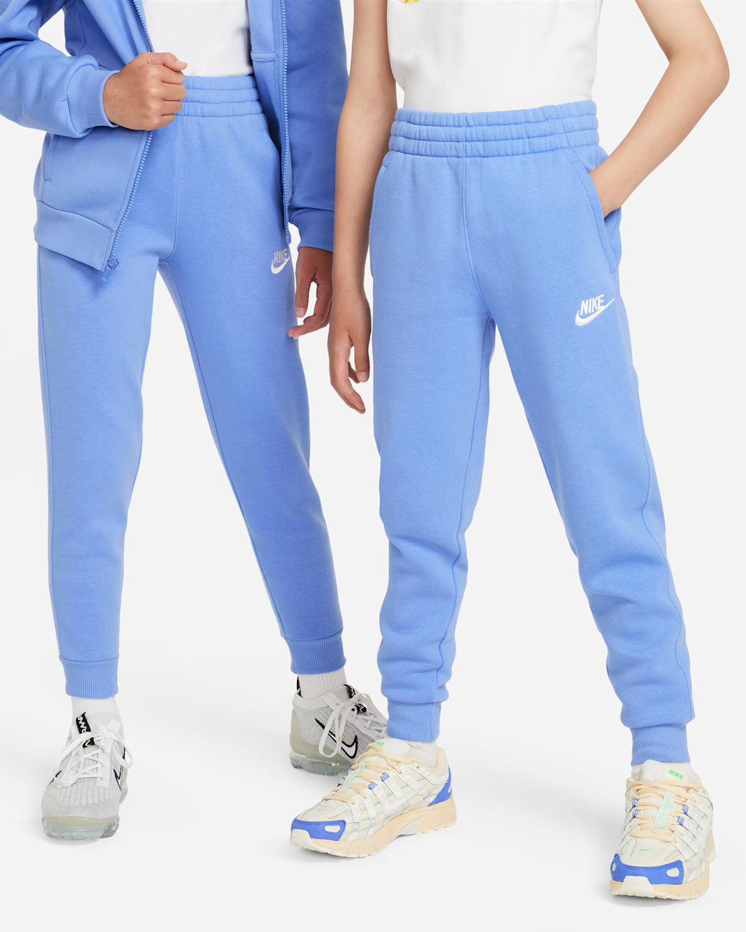 Joggers Nike Sportswear Club Fleece para niños talla grande - Polar/Blanco
