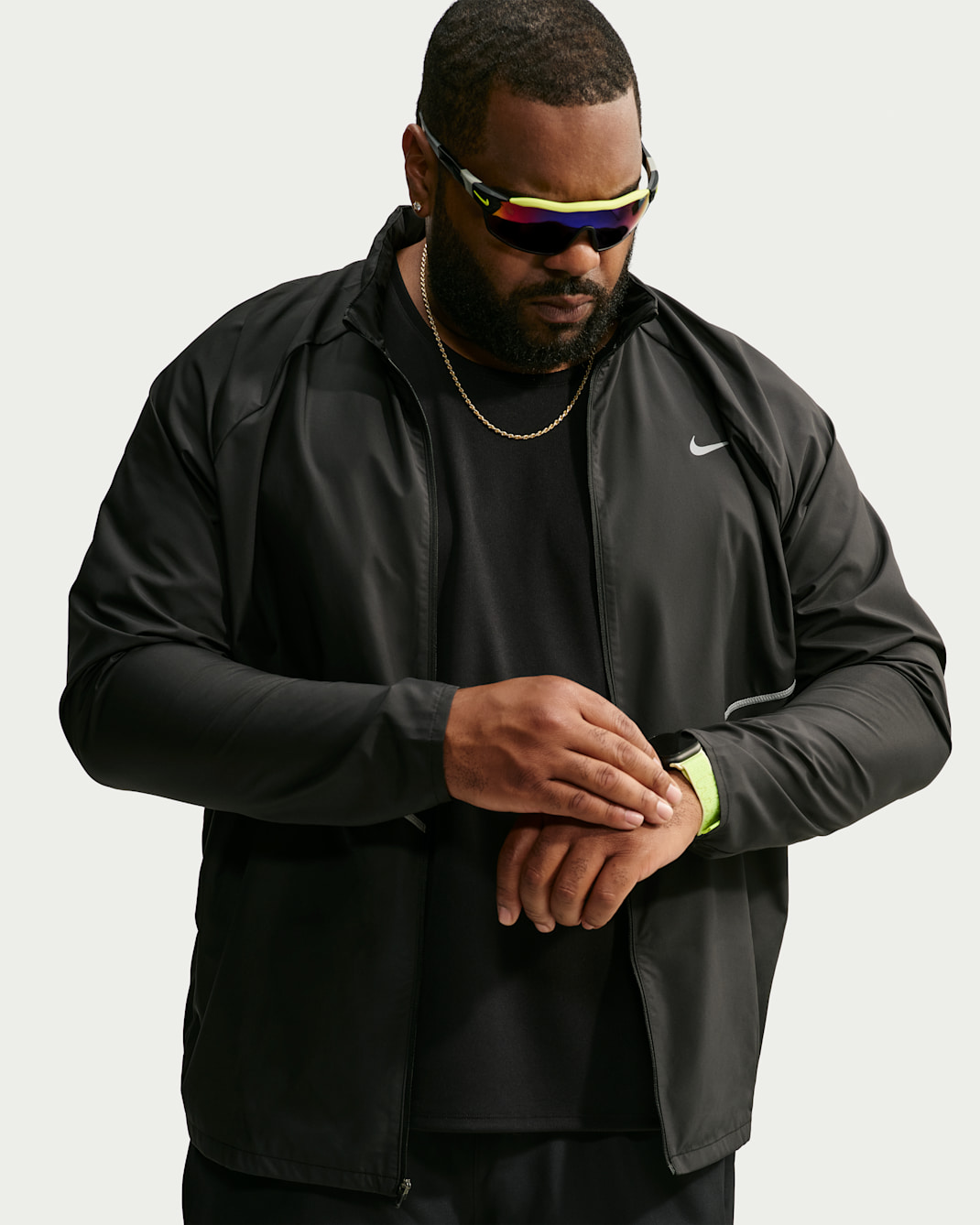Nike Miler Men's Repel UV Protection Running Jacket
