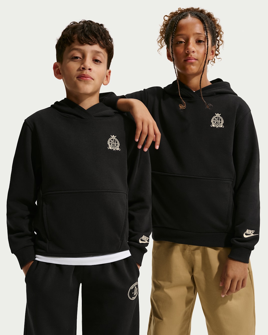 Nike Sportswear Club Big Kids' French Terry Hoodie - Black/Black/Sanddrift/Sanddrift