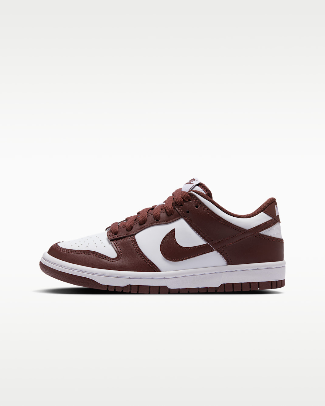 Nike Dunk 低筒大童鞋款 - 白色/Gym Red/Redwood