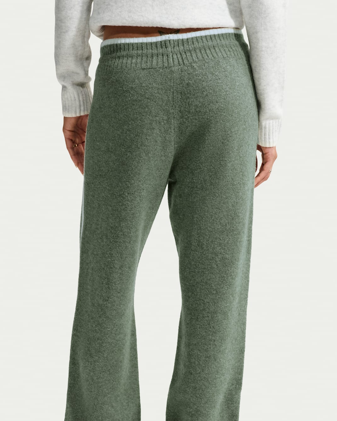 Nike Sportswear Chill Knit Women's Mid-Rise Pants