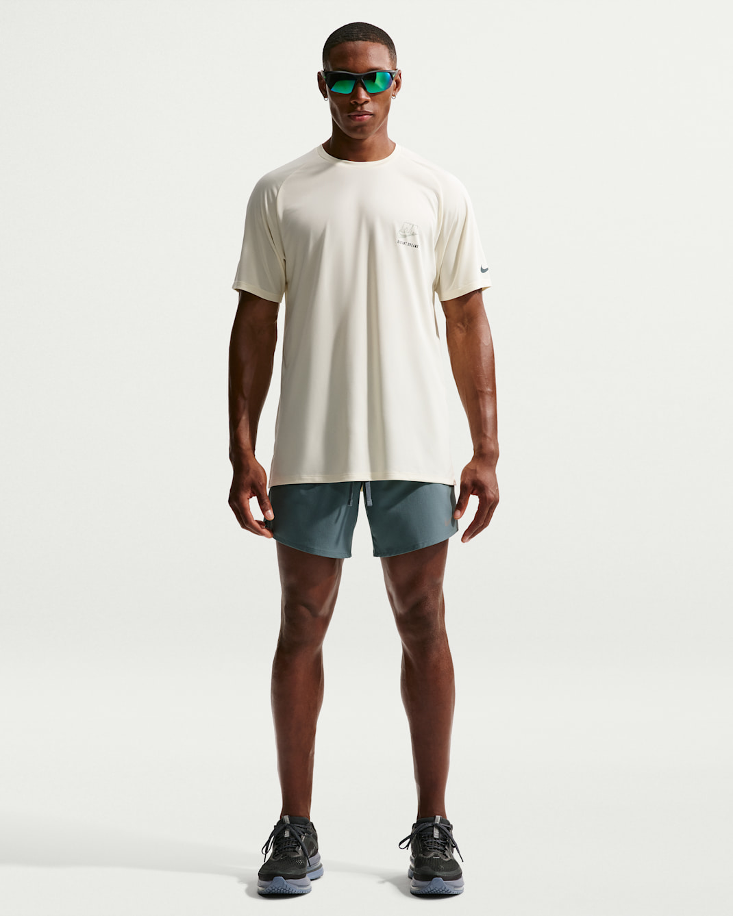 Nike Stride Dri-FIT 2-i-1 løpeshorts til herre (18 cm) - Mineral Slate