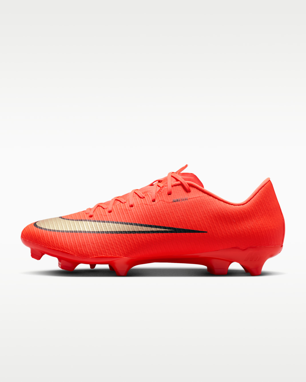 Nike Mercurial Vapor 17 Academy Multi-Ground Low-Top Football Boots - Bright Crimson/Blur
