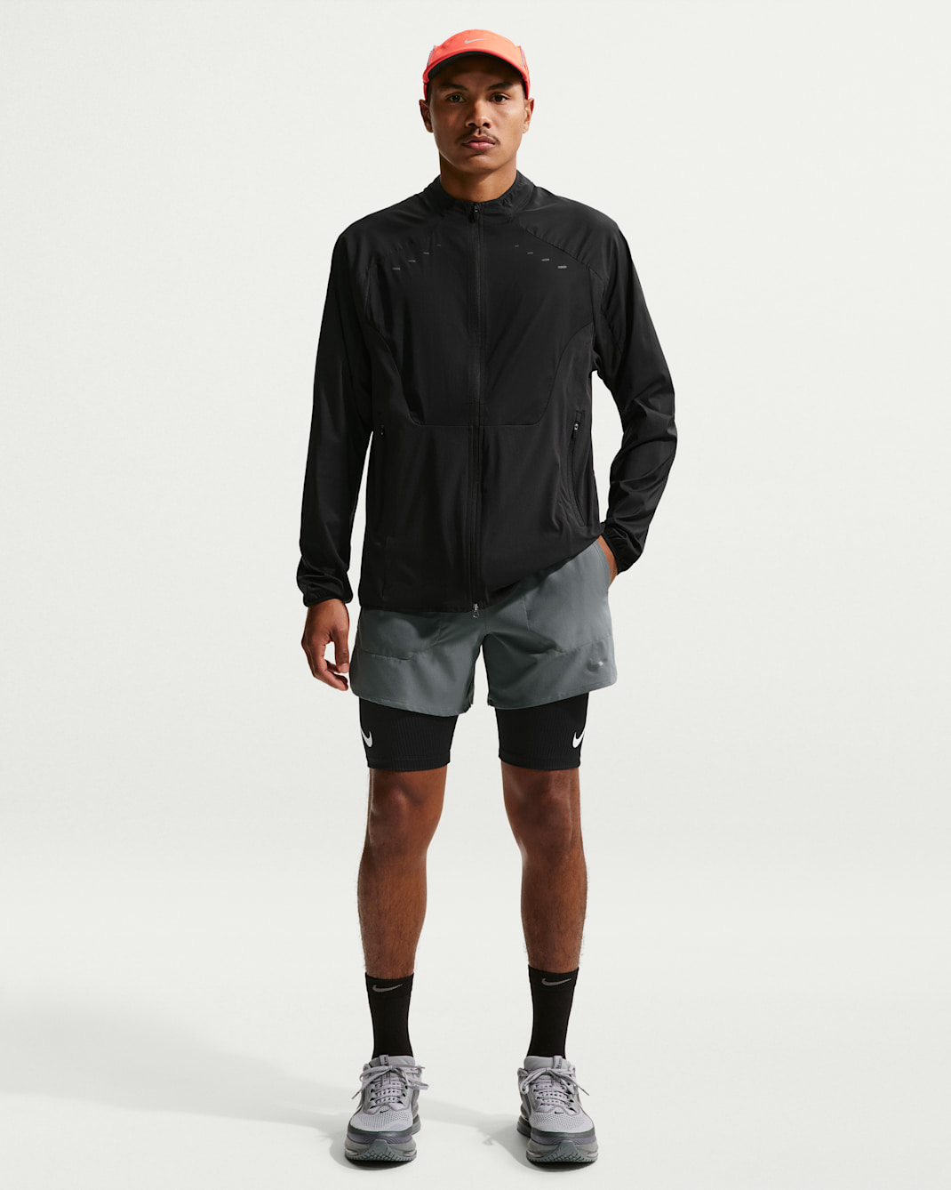 Nike Stride Men's Dri-FIT 13cm (approx.) Brief-Lined Running Shorts - Smoke Grey