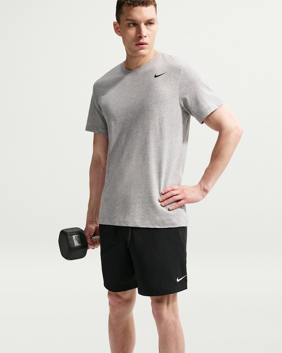 Nike Form Men's Dri-FIT 7" Unlined Versatile Shorts