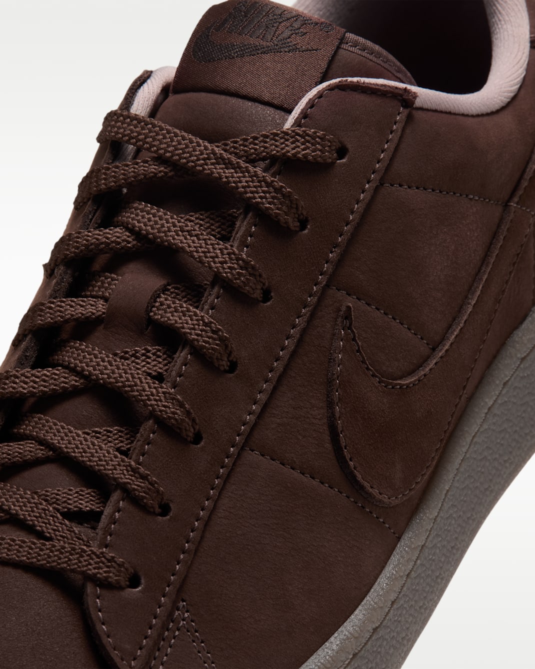 Nike Tennis Classic CS PRM Shoes