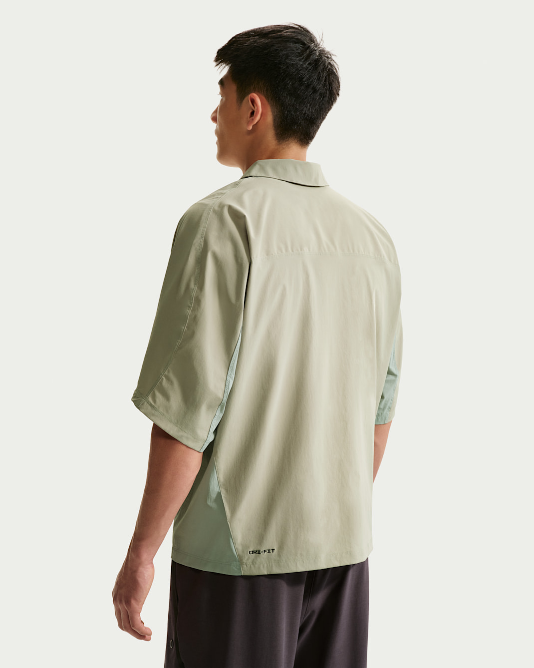 Nike Tech Helios Men's Dri-FIT Short-Sleeve Top