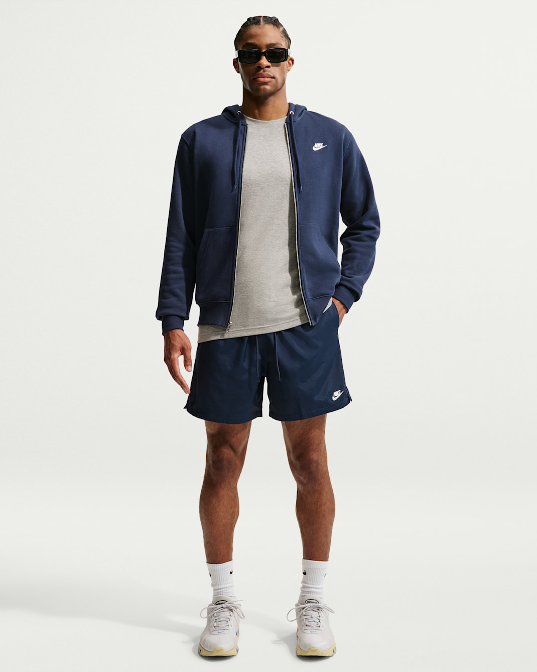Nike Club Men's Woven Flow Shorts - Obsidian/White