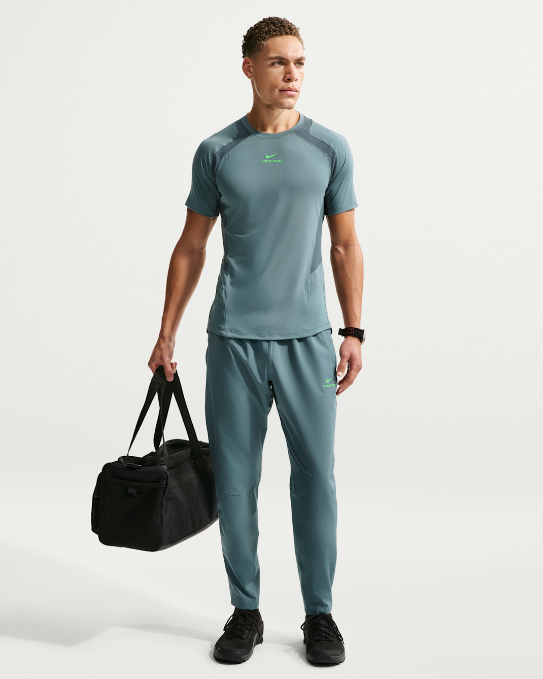 Nike Pro Training Dri-FIT Hose (Herren) - Mineral Slate/Green Strike