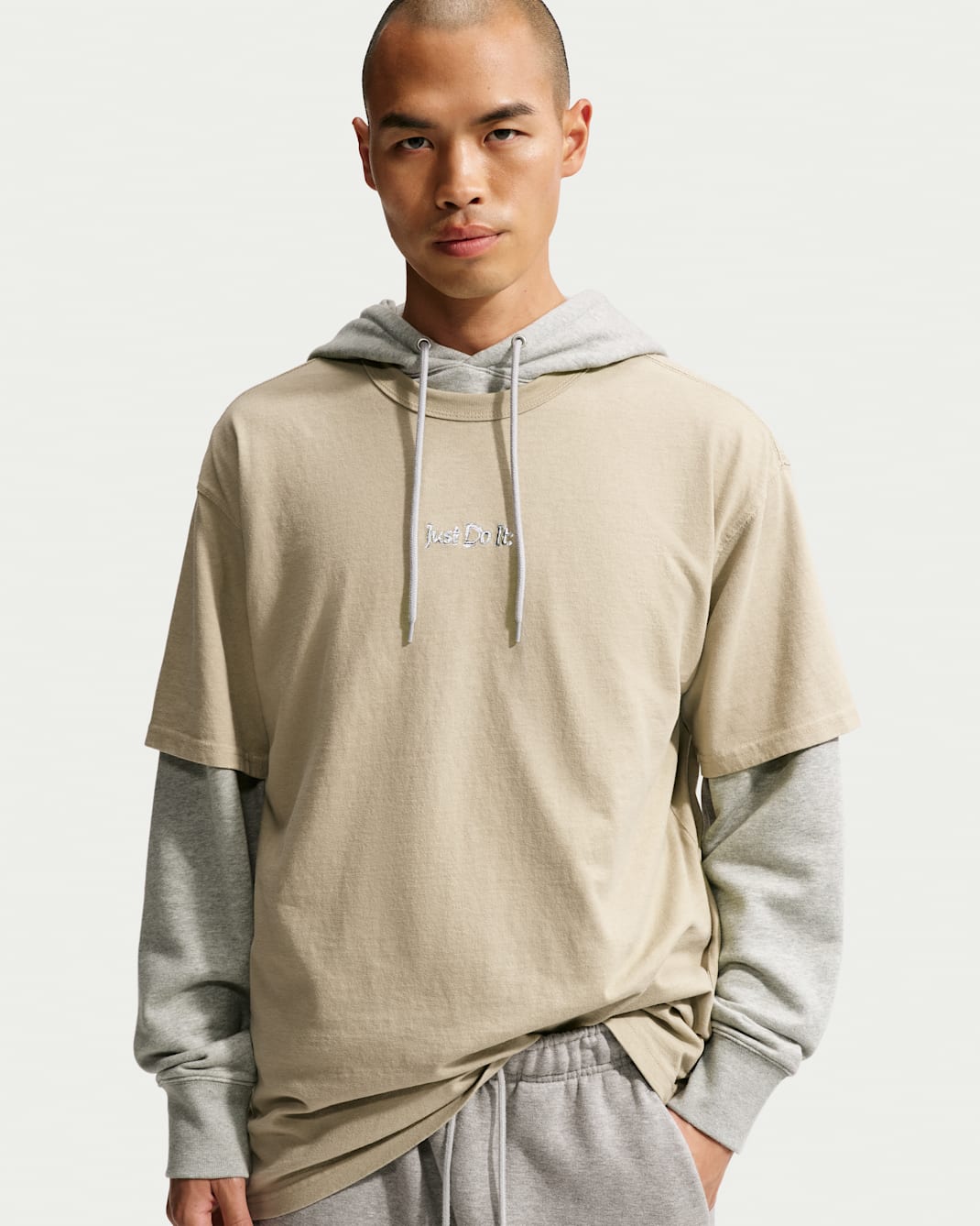 Nike Sportswear Premium Essentials T-Shirt - Desert Khaki