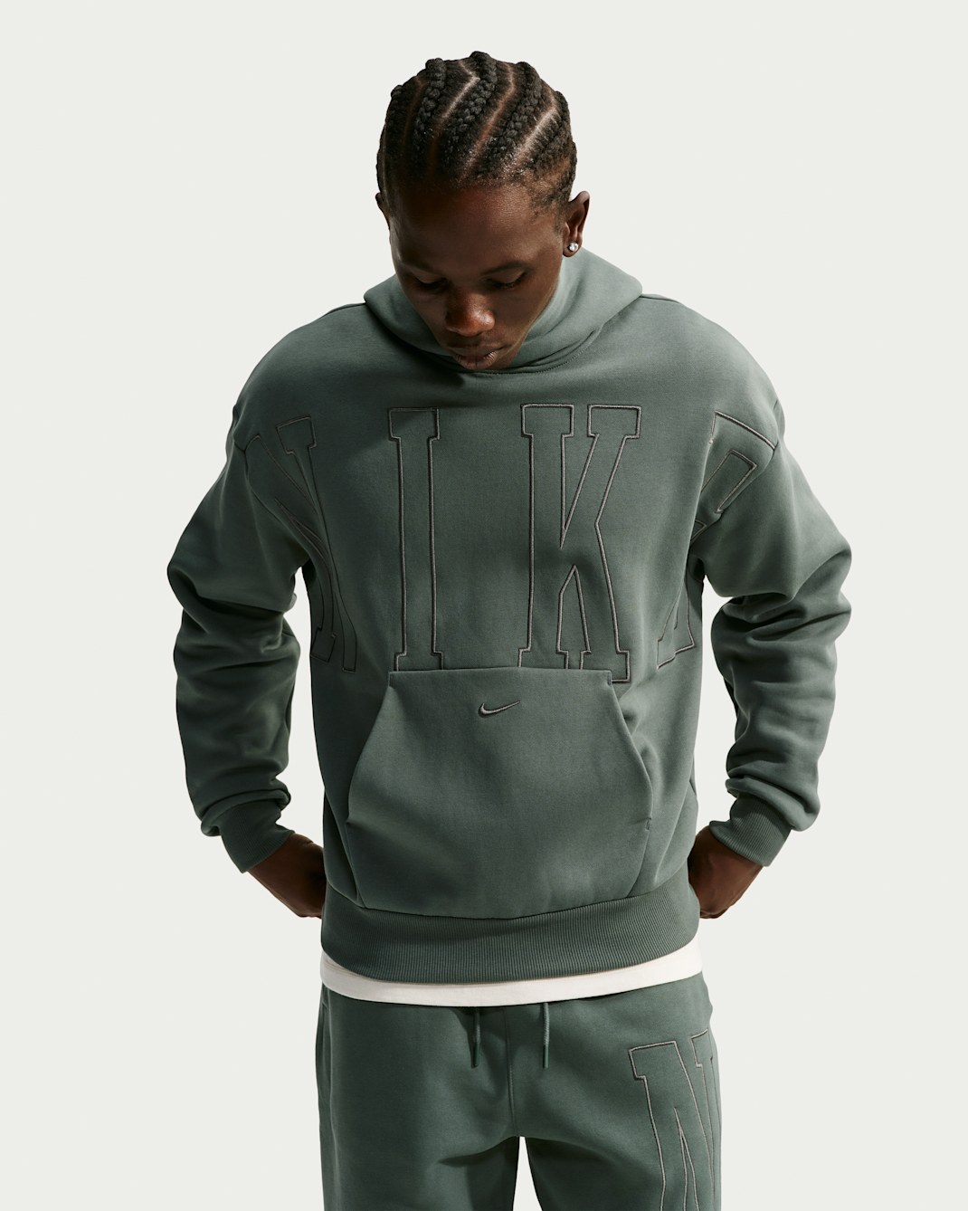 Nike Solo Fleece Men's Loose Pullover Hoodie - Camo Green/Newsprint