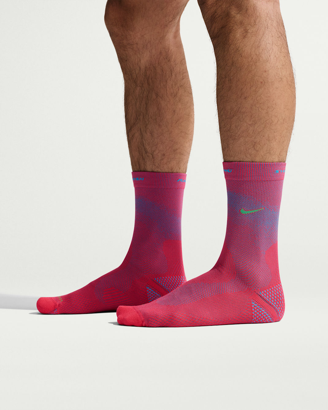 Calcetas de correr (1 par) Nike Run Lightweight - Rojo fusión/Azul corriente claro/Verde impacto/Verde impacto