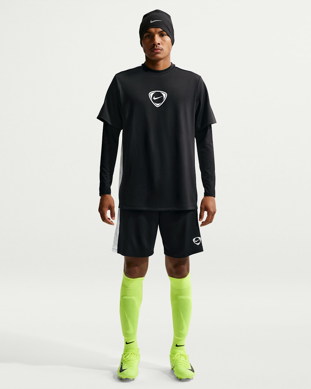 Nike Academy+ Men's Dri-FIT Short-Sleeve Soccer Top