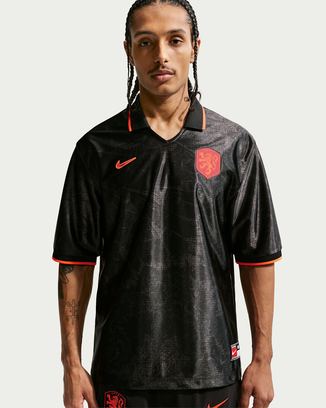 Playera de fútbol de manga corta Nike Dri-FIT Países Bajos Energy para hombre - Negro/Hipercarmesí/Hipercarmesí