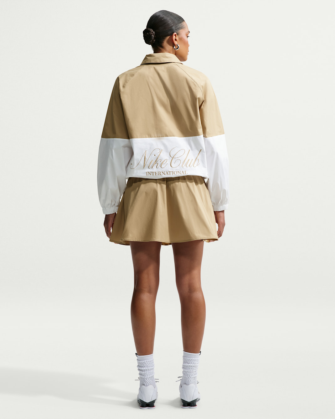 Nike Sportswear Women's Mid-Rise Poplin Mini Skirt