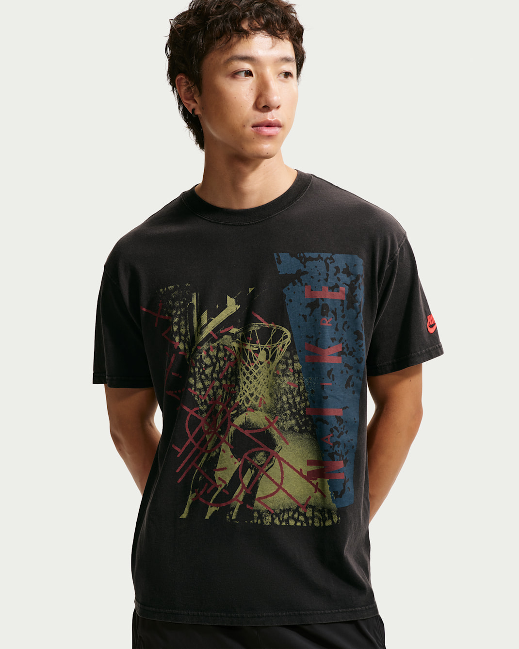 เสื้อยืดบาสเก็ตบอลผู้ชาย Nike - ดำ