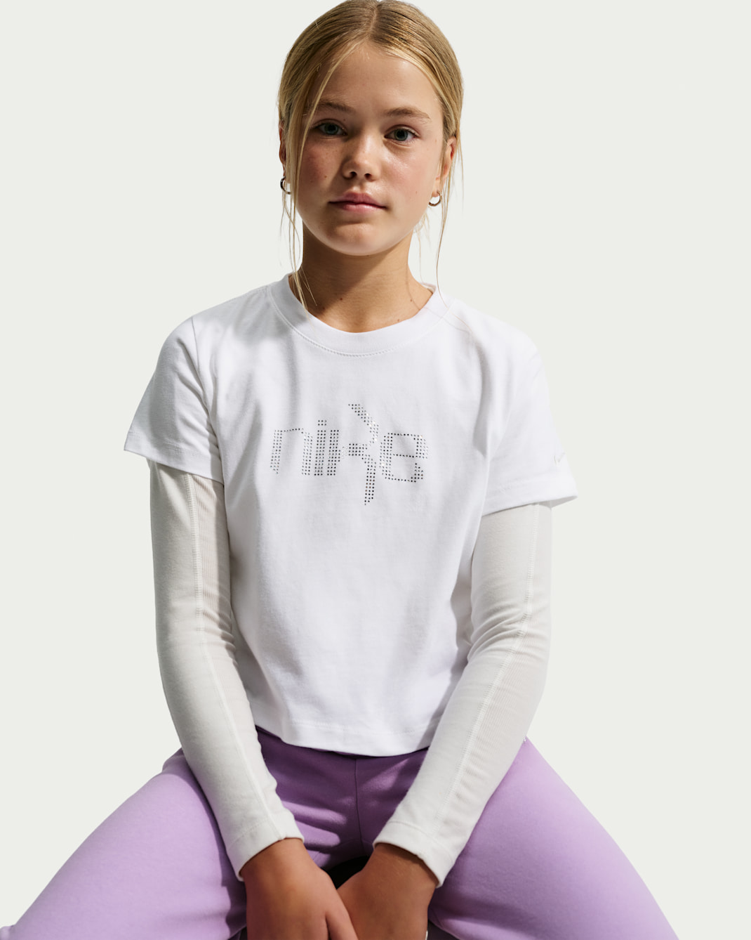 Nike Sportswear Older Kids' (Girls') Cropped T-Shirt - White