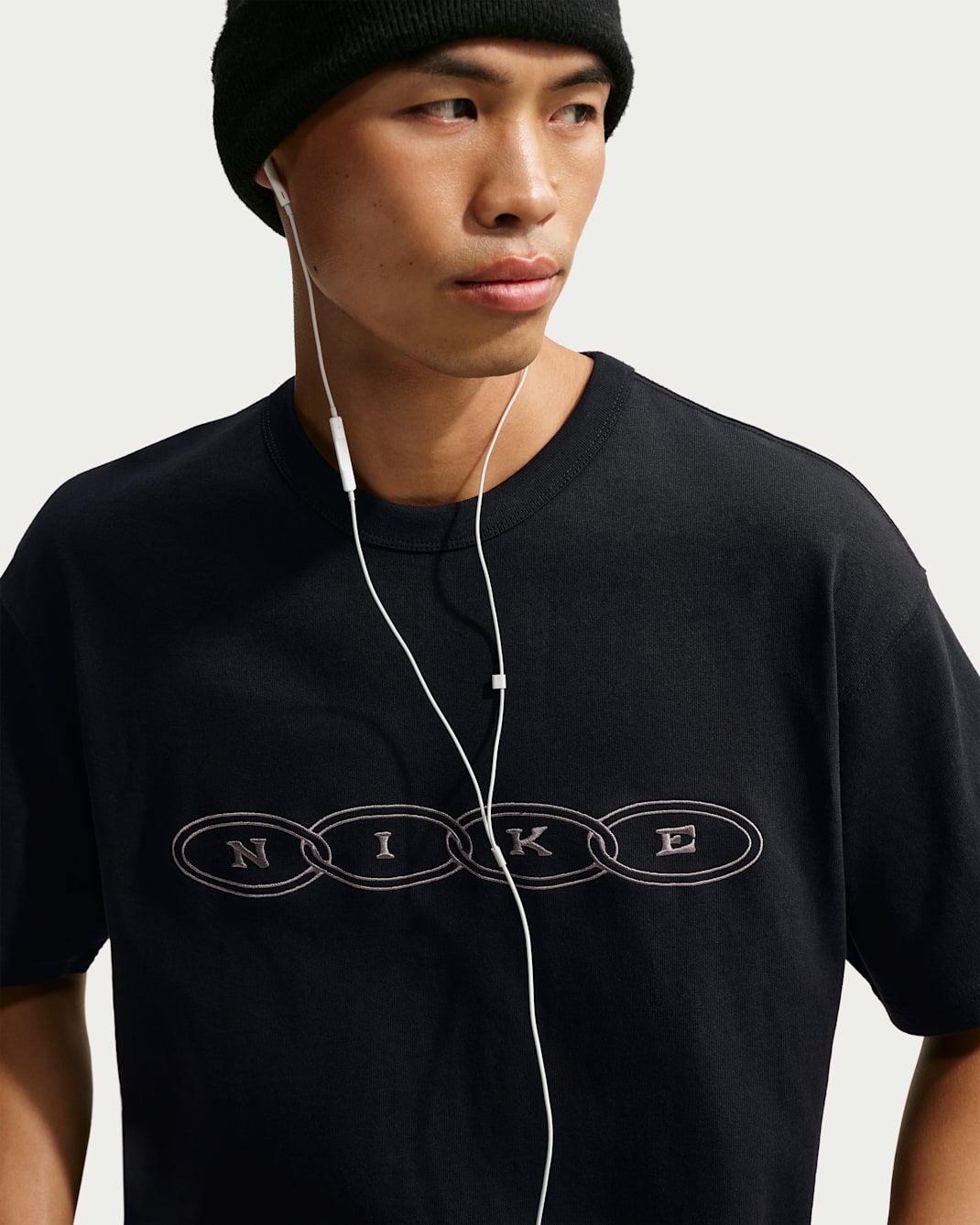 Nike Sportswear Premium Essentials  T-Shirt - Black
