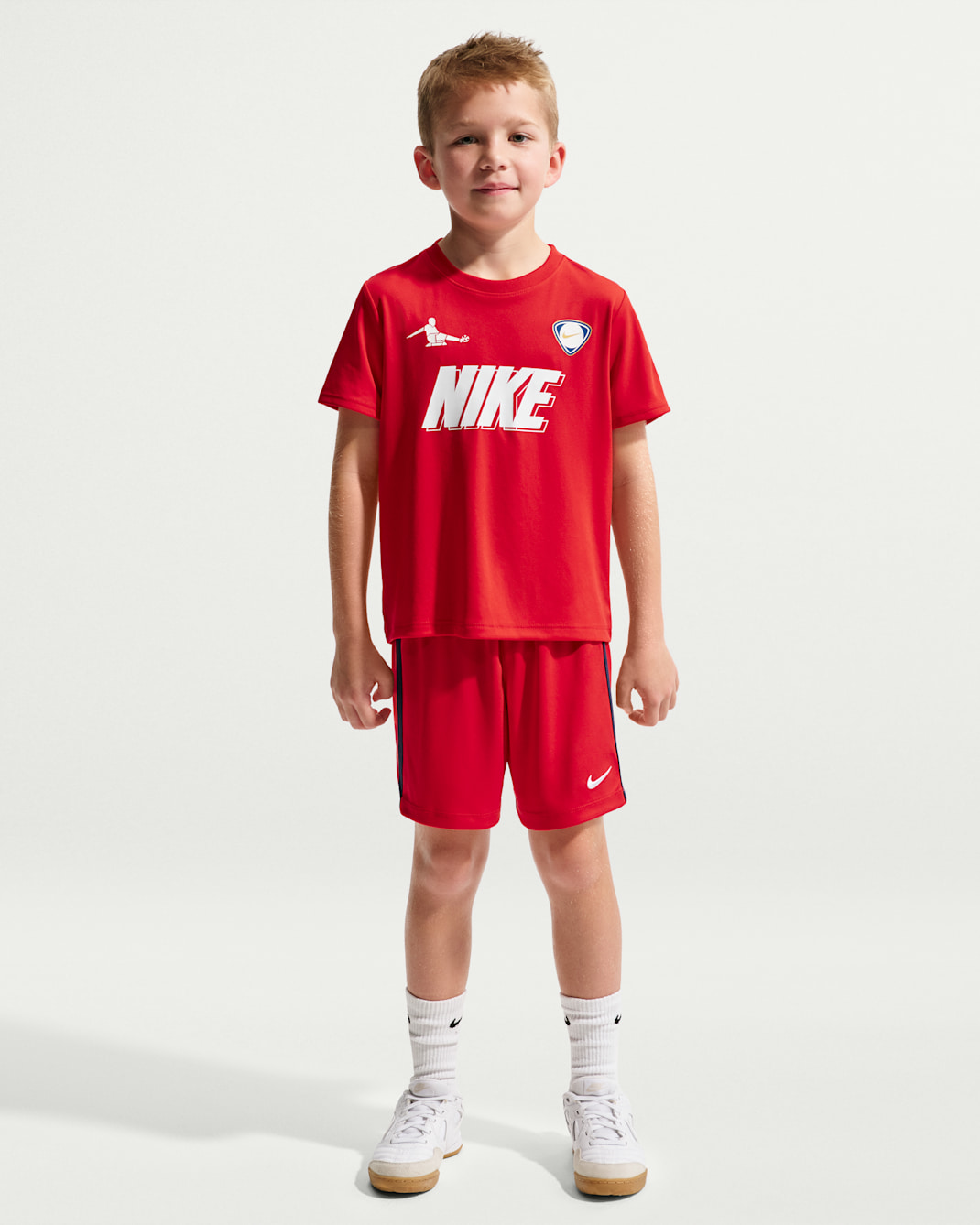 Conjunto de jersey y shorts Dri-FIT para niños talla pequeña Nike Sportswear Goal Mode - Rojo universitario