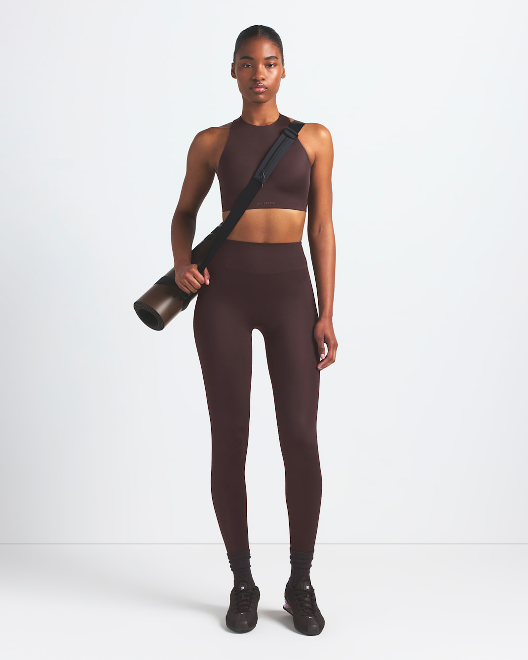 NikeSKIMS Satin Shine Women's High-Neck Bra