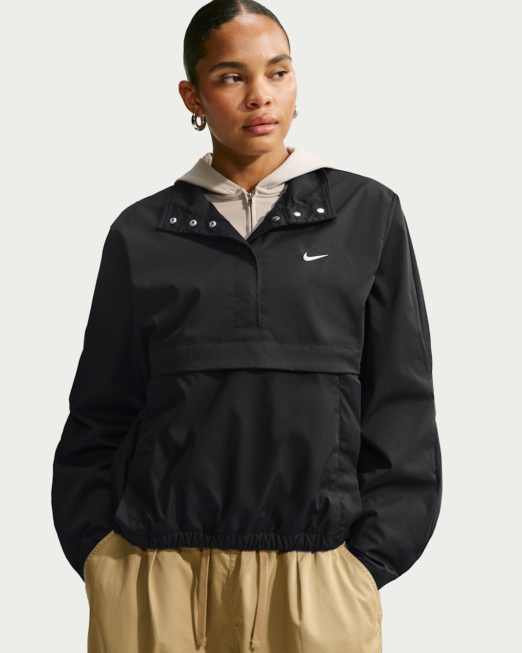 Nike Sportswear Women's Loose 1/4-Press-Stud Jacket - Black/Sail