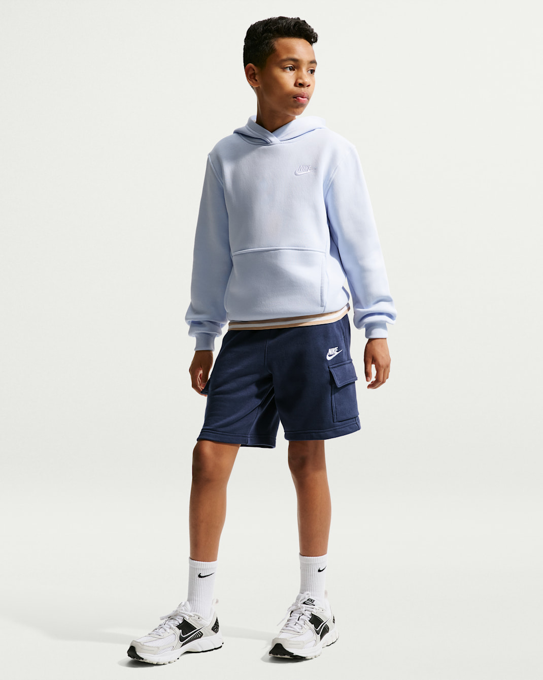 Nike Sportswear Club Older Kids' French Terry Cargo Shorts - Midnight Navy/Midnight Navy/White