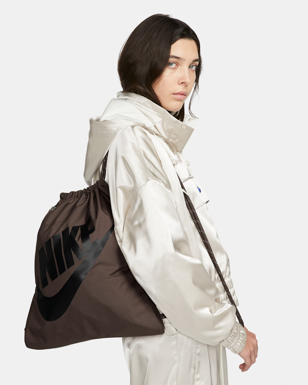 Nike Heritage Drawstring Bag (13L) - Ironstone/Ironstone/Black