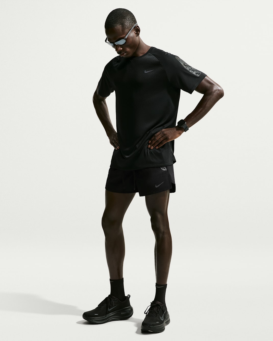 Nike Stride Men's Dri-FIT Winterized 5" Brief-Lined Running Shorts - Black
